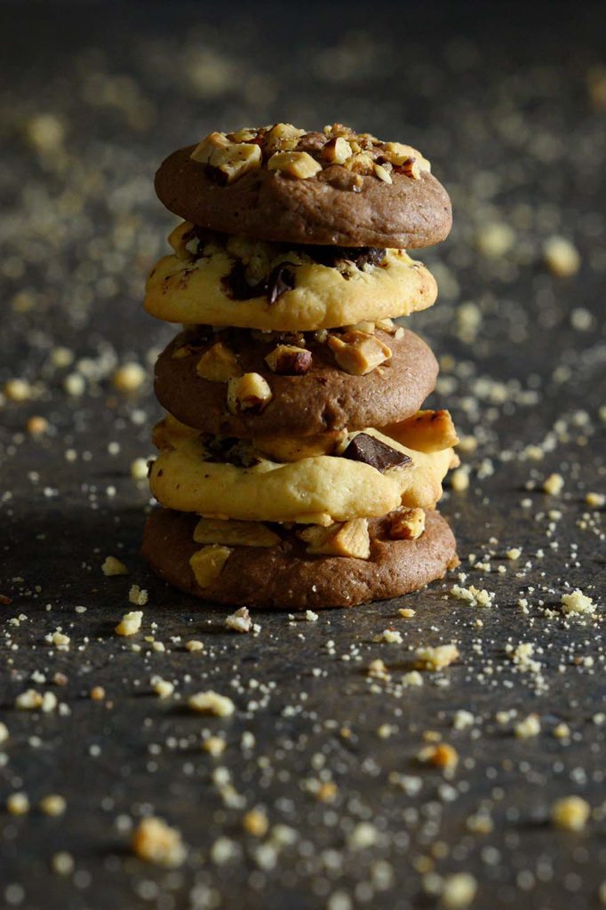 Schoko-Cookies I Die besten Schokoladen-Kekse mit knackigen Stücken